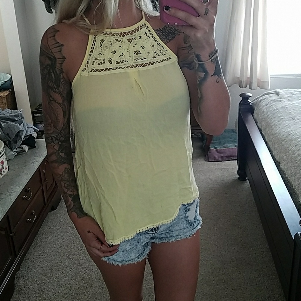 Yellow top - Picture 3 of 3